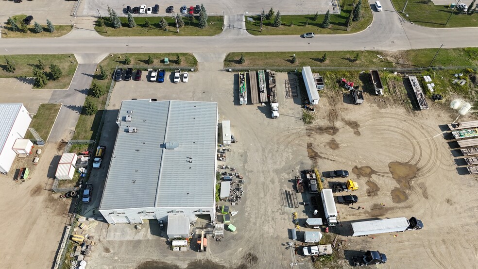 11405 85 Av, Fort Saskatchewan, AB à louer - Photo de l’immeuble – Image 1 sur 6