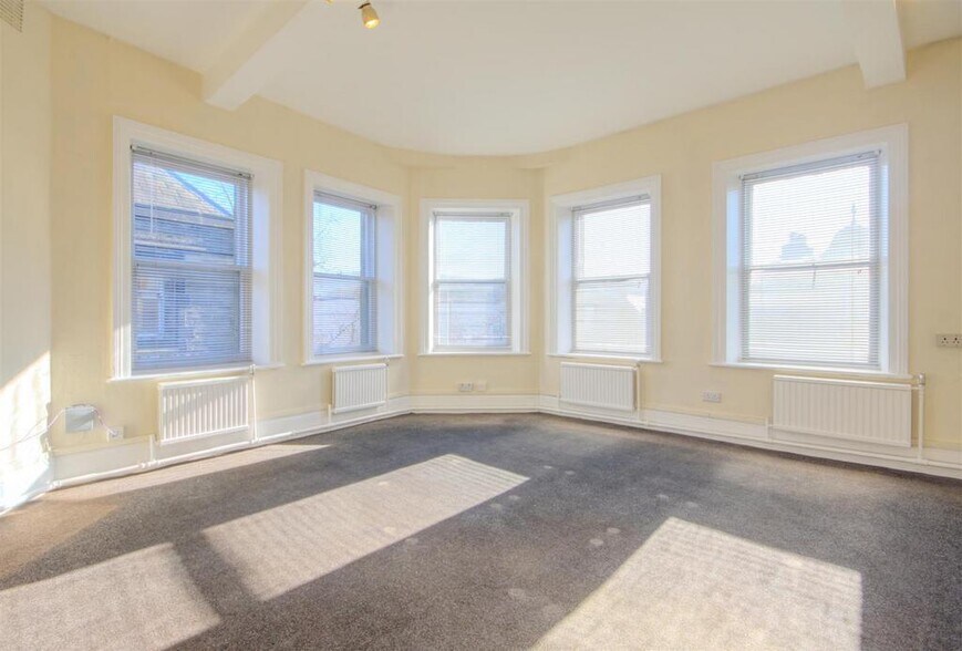 16 Swadford St, Skipton à louer - Photo de l’immeuble – Image 3 sur 7