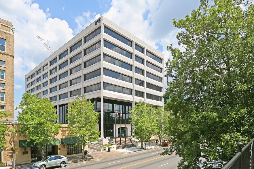 215 S Monroe St, Tallahassee, FL à louer - Photo de l’immeuble – Image 1 sur 9