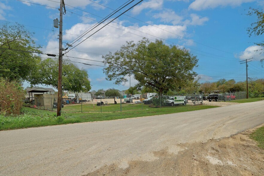 2405 Gardenia Dr, Austin, TX à vendre - Autre – Image 3 sur 11