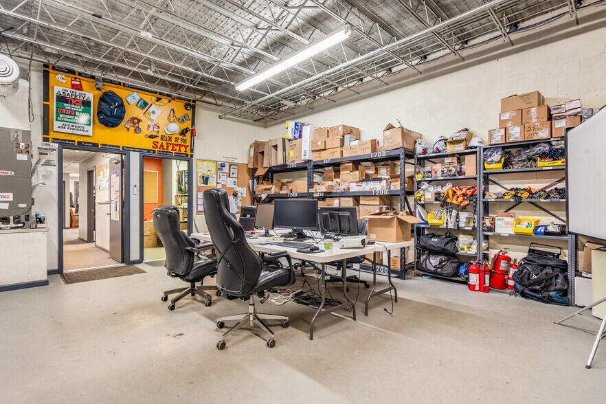 2315 14th Ave, Vero Beach, FL à louer - Photo intérieure – Image 2 sur 62