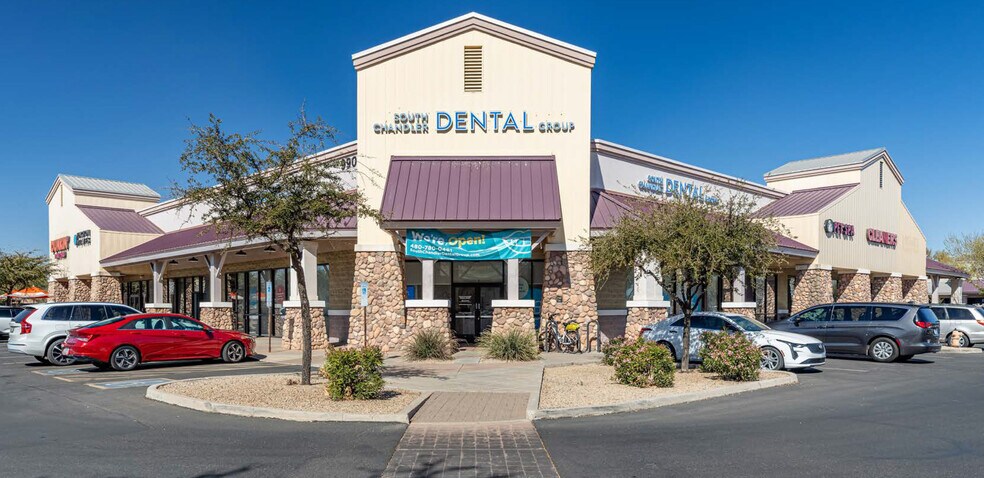 S McQueen Rd, Chandler, AZ à louer - Photo de l’immeuble – Image 1 sur 12