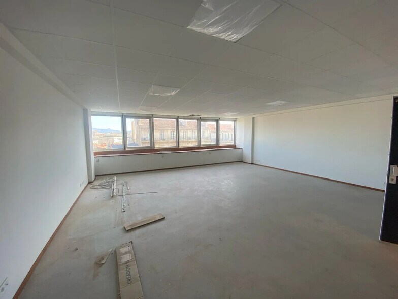 146 Rue Paradis, Marseille à louer - Photo de l’immeuble – Image 3 sur 5