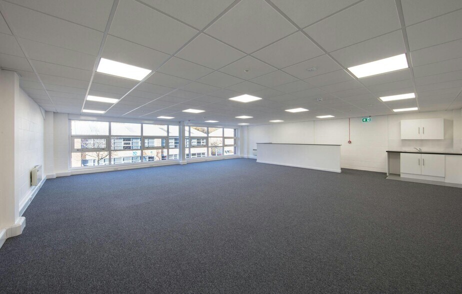 891-895 Plymouth Rd, Slough à louer - Photo intérieure – Image 2 sur 4