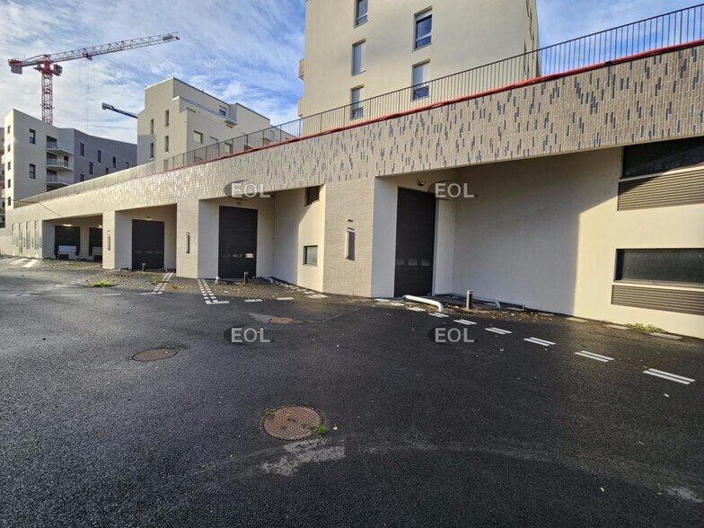 Industriel/Logistique dans Ivry-sur-Seine à louer - Photo de l’immeuble – Image 1 sur 14