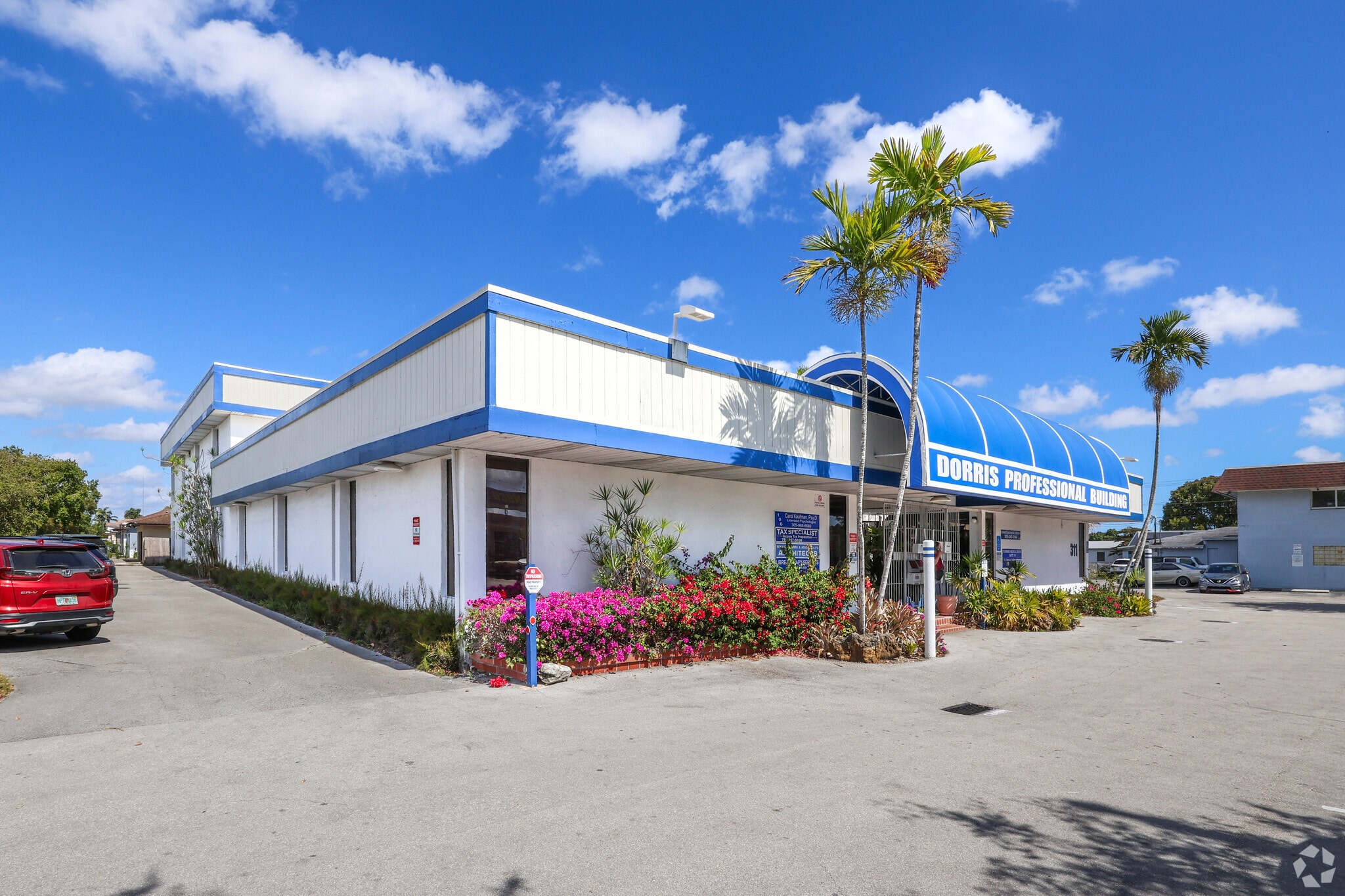 311 NE 8th St, Homestead, FL à louer Photo de l’immeuble– Image 1 sur 4