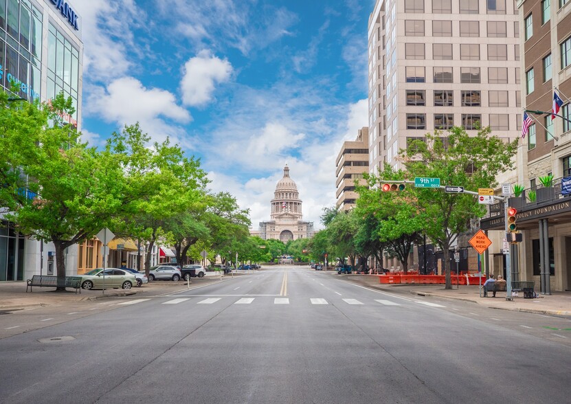 805 N Congress Ave, Austin, TX à vendre - Photo de l’immeuble – Image 3 sur 36
