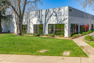 Plus de détails pour 241 Lathrop Way, Sacramento, CA - Local d'activités, Industriel/Logistique à louer