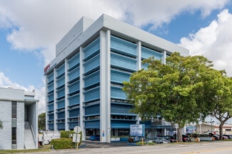 Plus de détails pour 1150 NW 72nd Ave, Miami, FL - Bureau à louer