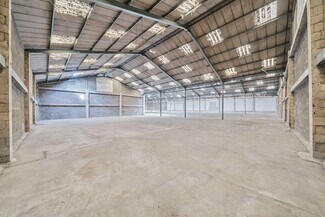 Plus de détails pour Renwick Rd, Barking - Industriel/Logistique à louer