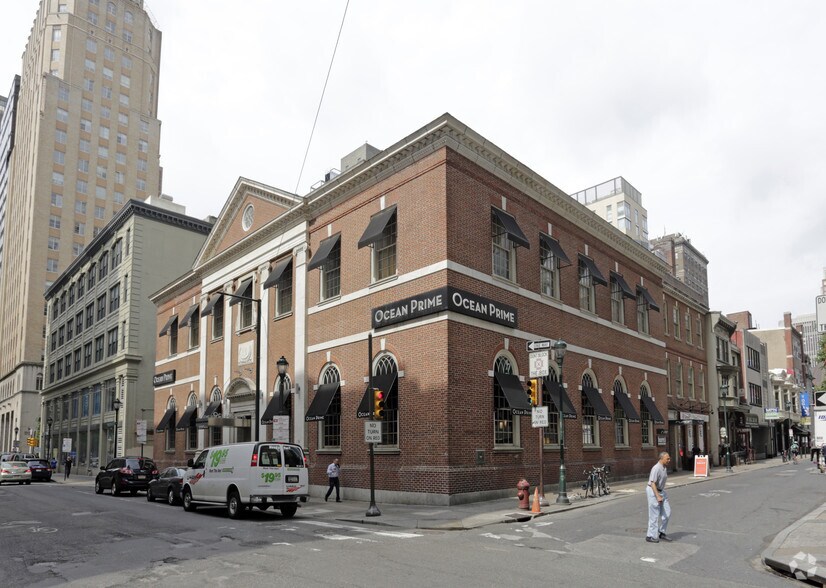 1500 Sansom St, Philadelphia, PA à louer - Photo de l’immeuble – Image 1 sur 6