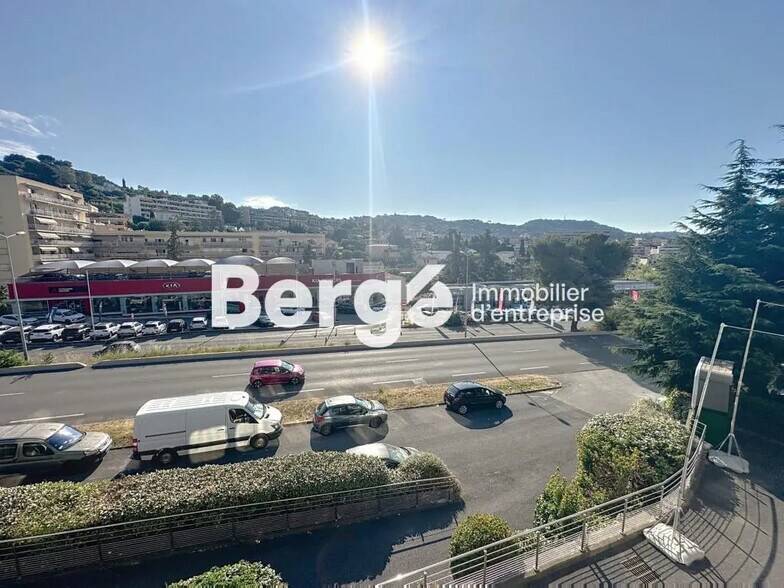 Bureau dans Le Cannet à vendre - Photo de l’immeuble – Image 2 sur 7