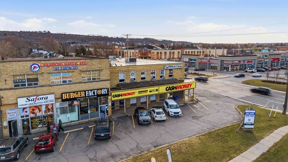 152-164 Hwy 8, Hamilton, ON à louer - Photo principale – Image 1 sur 11