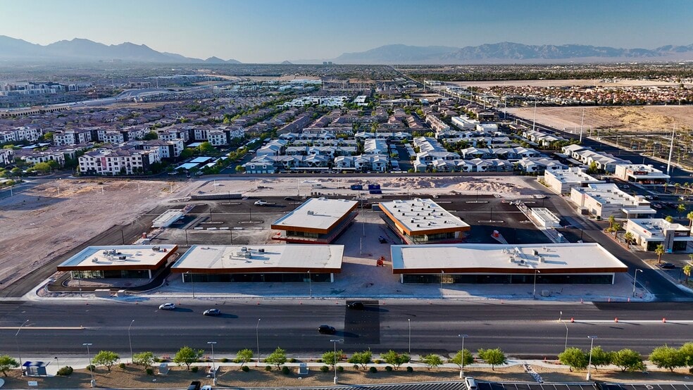 8700 W Sunset Rd, Las Vegas, NV à louer - Aérien – Image 3 sur 9