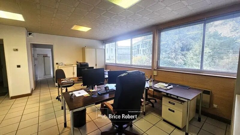 Bureau dans Limonest à louer - Photo intérieure – Image 3 sur 4