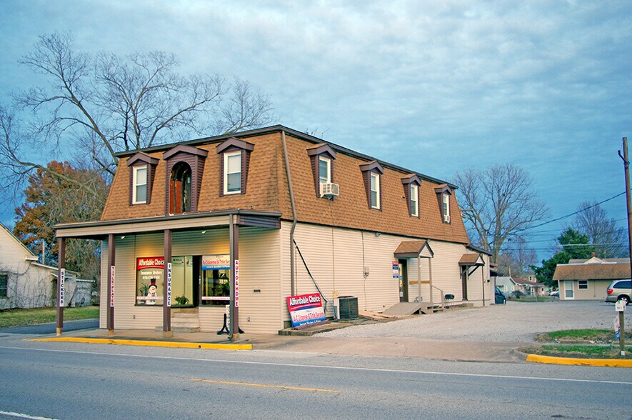 102 S Main St, Smithton, IL à vendre - Photo de l’immeuble – Image 1 sur 3