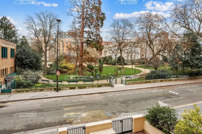 Bureau dans Paris à louer - Photo de l’immeuble – Image 3 sur 15