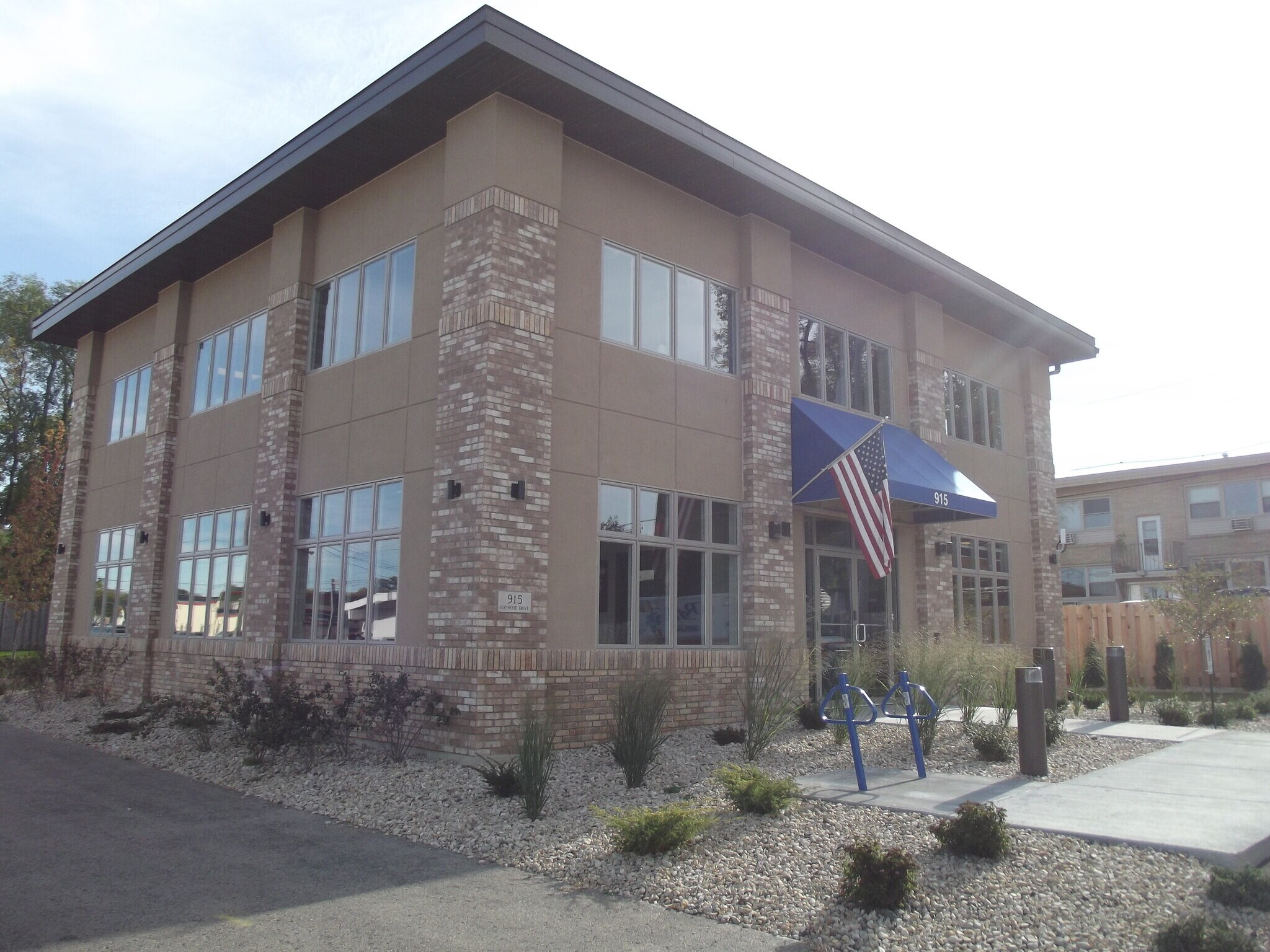 8 Assets for Sale- Price Reduced! portefeuille de 8 biens à vendre sur LoopNet.fr Photo de l’immeuble– Image 1 sur 9