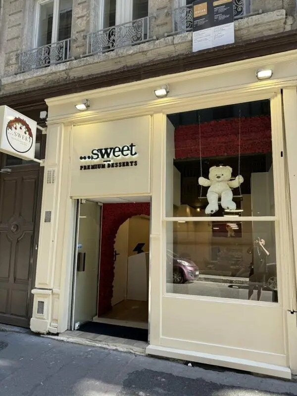 Local commercial dans Lyon à louer Photo de l’immeuble– Image 1 sur 6