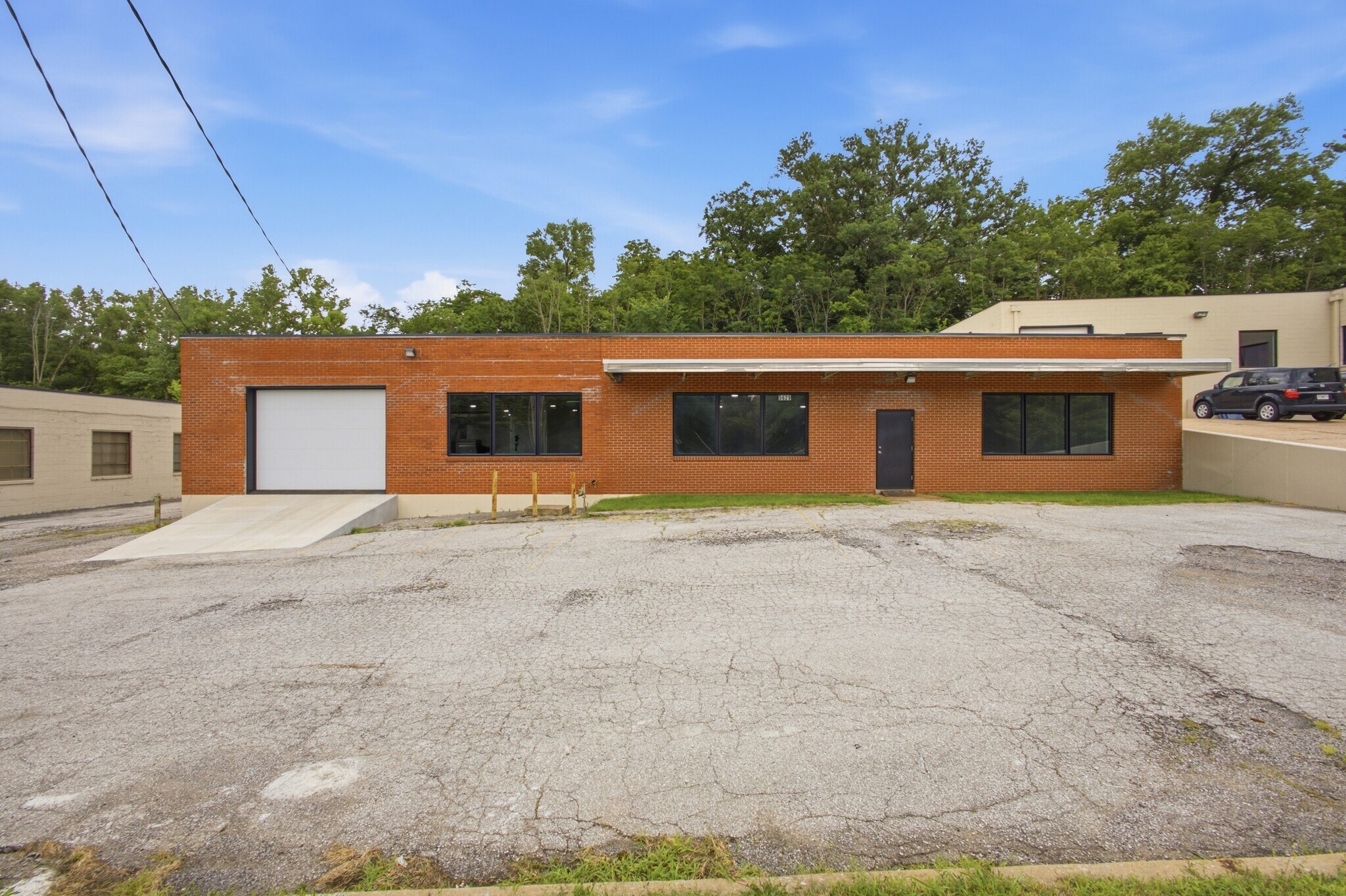 5629 Raytown Rd, Raytown, MO à vendre Photo de l’immeuble– Image 1 sur 30