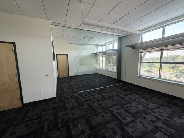 320 E Vine Dr, Fort Collins, CO à louer Photo intérieure– Image 1 sur 2