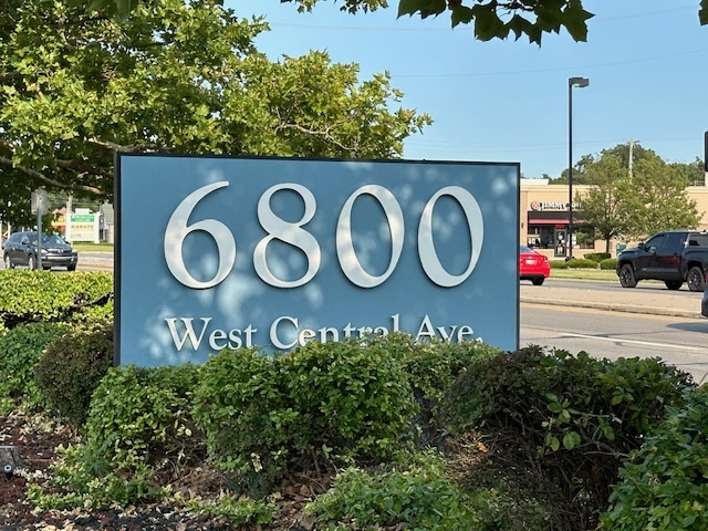 6800 W Central Ave, Toledo, OH à vendre - Photo de l’immeuble – Image 3 sur 5