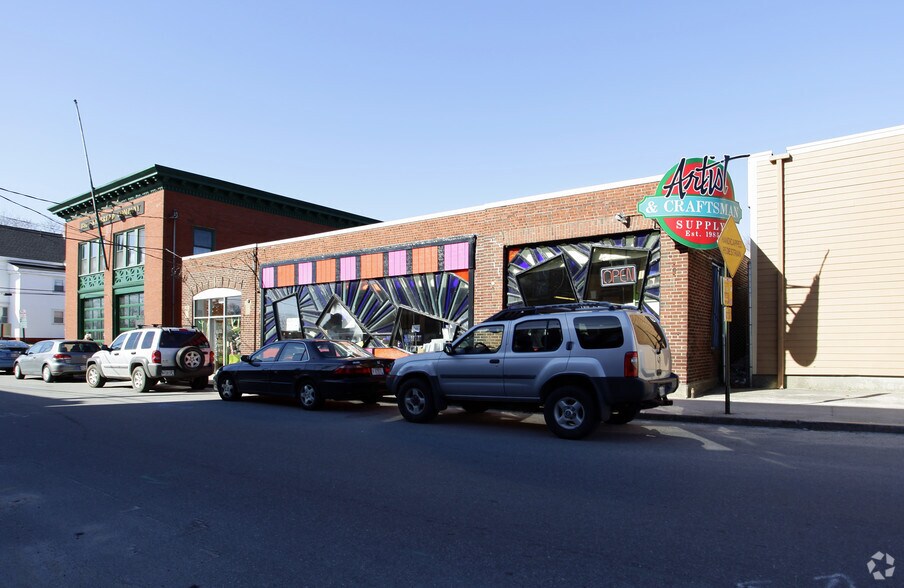 540 Deering Ave, Portland, ME à louer - Photo de l’immeuble – Image 2 sur 13