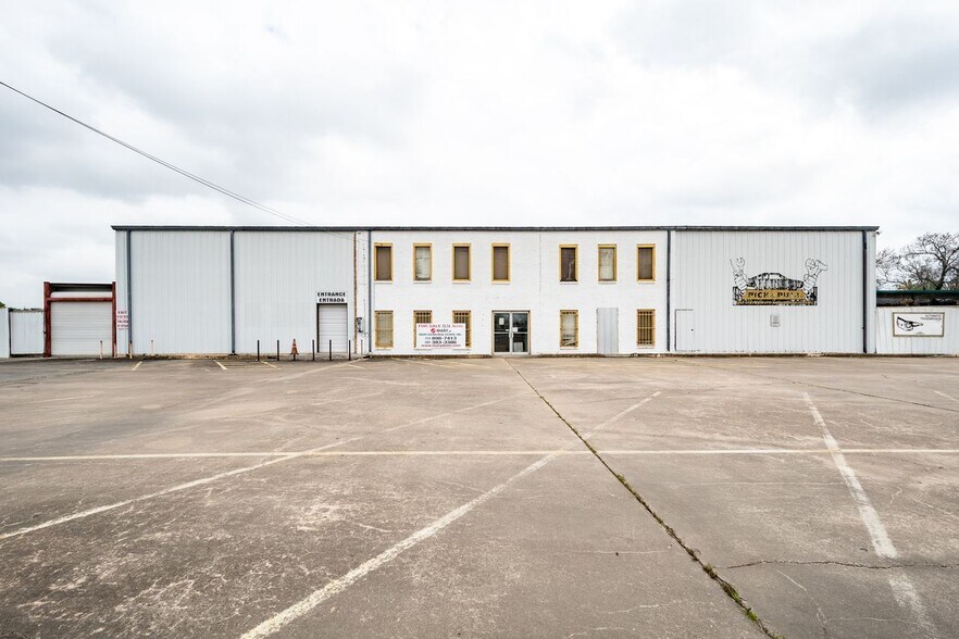 2133 Shaver St, Pasadena, TX à vendre - Photo de l’immeuble – Image 1 sur 27