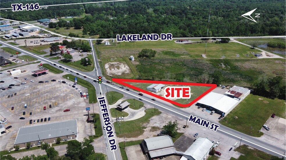 2214 N Main St, Liberty, TX à vendre - Photo de l’immeuble – Image 3 sur 5