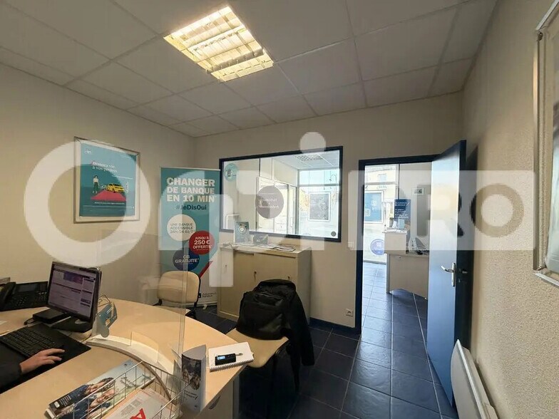 Local d'activités dans Culan à vendre - Photo intérieure – Image 2 sur 10