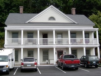 Plus de détails pour 28 Main St, Redding, CT - Bureau/Local commercial à louer