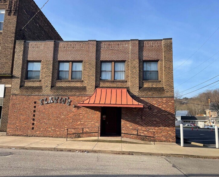 212 N Warren Ave, Apollo, PA à vendre - Photo principale – Image 1 sur 11