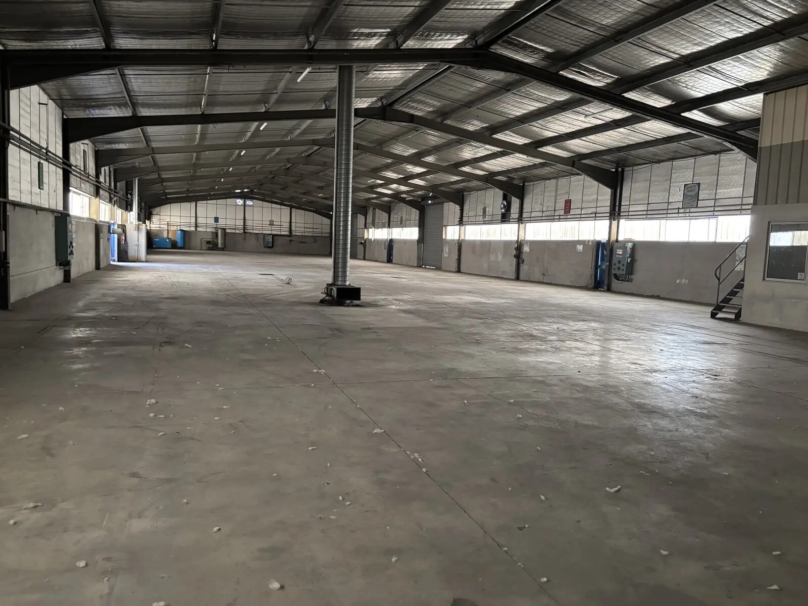 Industriel/Logistique dans Sorgues à louer Photo intérieure– Image 1 sur 7