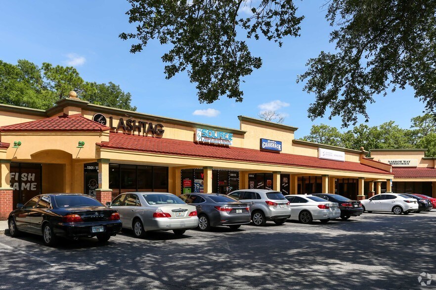 1301 Monument Rd, Jacksonville, FL à louer - Photo de l’immeuble – Image 2 sur 5