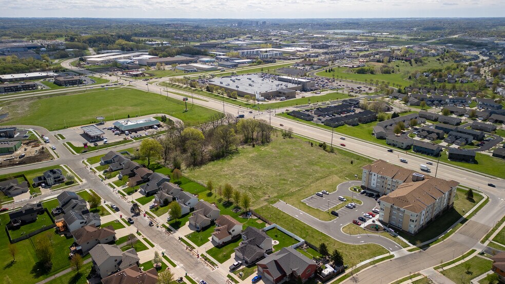 3450 Kenosha Dr NW, Rochester, MN à vendre - Photo de l’immeuble – Image 3 sur 7