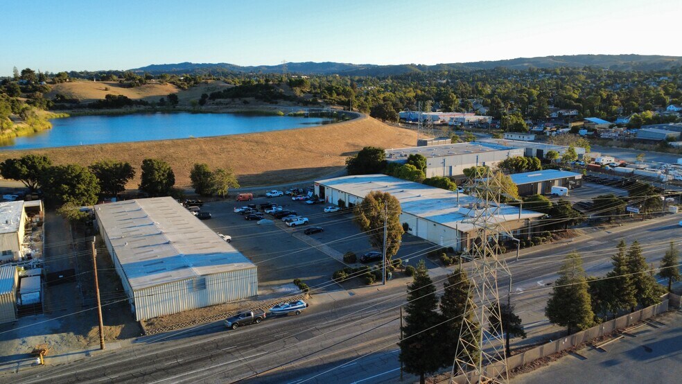 3440 Pacheco Blvd, Martinez, CA à vendre - Photo de l’immeuble – Image 2 sur 7