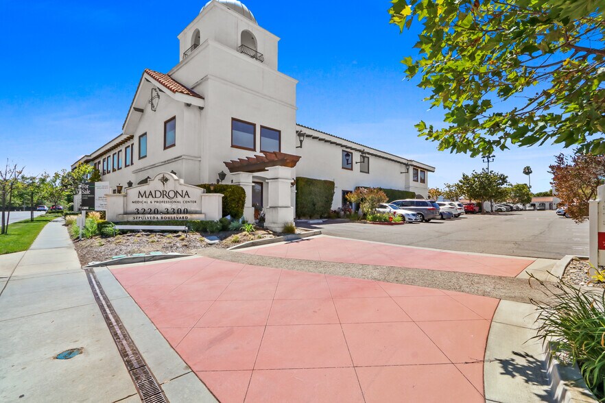 3222-3256 Sepulveda Blvd, Torrance, CA à vendre - Photo de l’immeuble – Image 1 sur 14