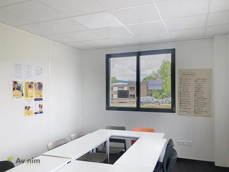 Bureau dans Remiremont à louer - Photo de l’immeuble – Image 2 sur 7