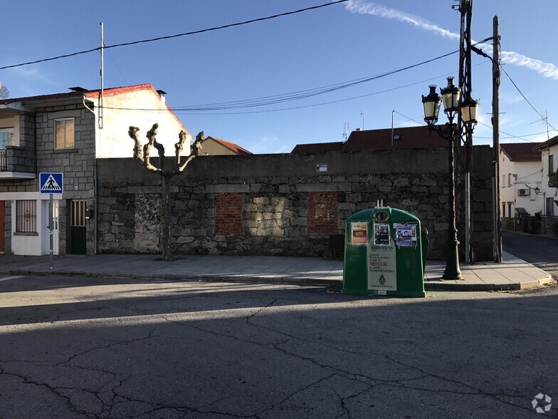 Terrain dans Los Molinos, Madrid à vendre - Photo de l’immeuble – Image 2 sur 2