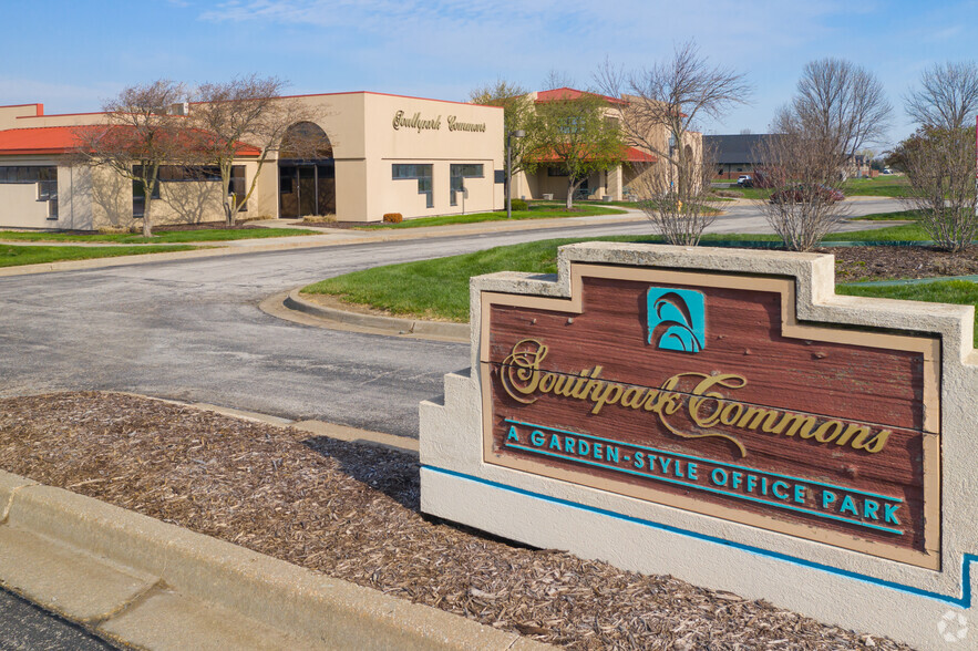 1305-1309 S Fountain Dr, Olathe, KS à vendre - Photo de l’immeuble – Image 3 sur 8