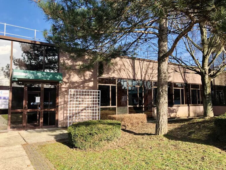 13 Rue De La Perdrix, Tremblay-en-France à louer - Photo de l’immeuble – Image 1 sur 11