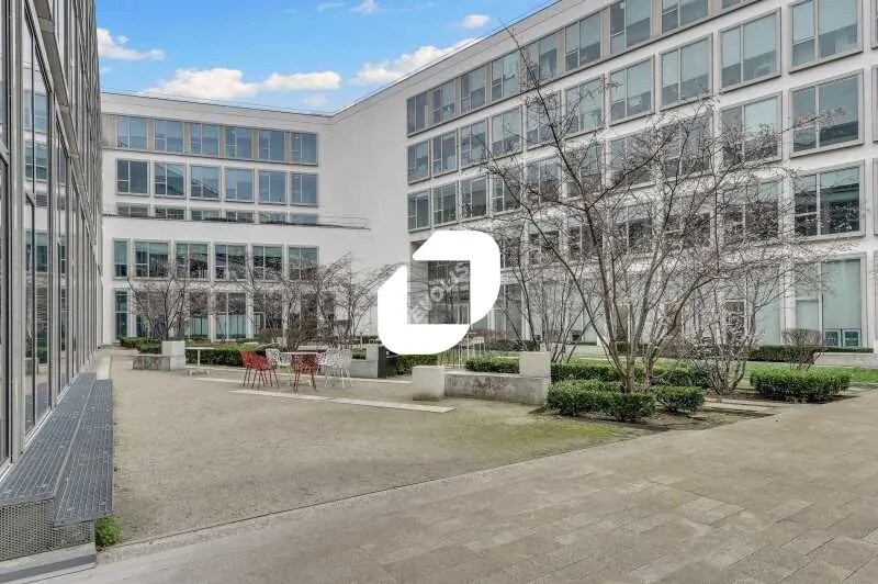 110 Rue Ambroise Croizat, Saint-Denis à louer - Photo de l’immeuble – Image 1 sur 14