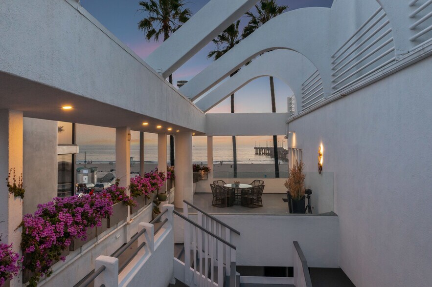 3111 Ocean Front Walk, Marina Del Rey, CA à vendre - Photo intérieure – Image 2 sur 163
