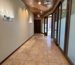 39810 Portola Ave, Palm Desert, CA à louer Photo intérieure– Image 2 sur 8