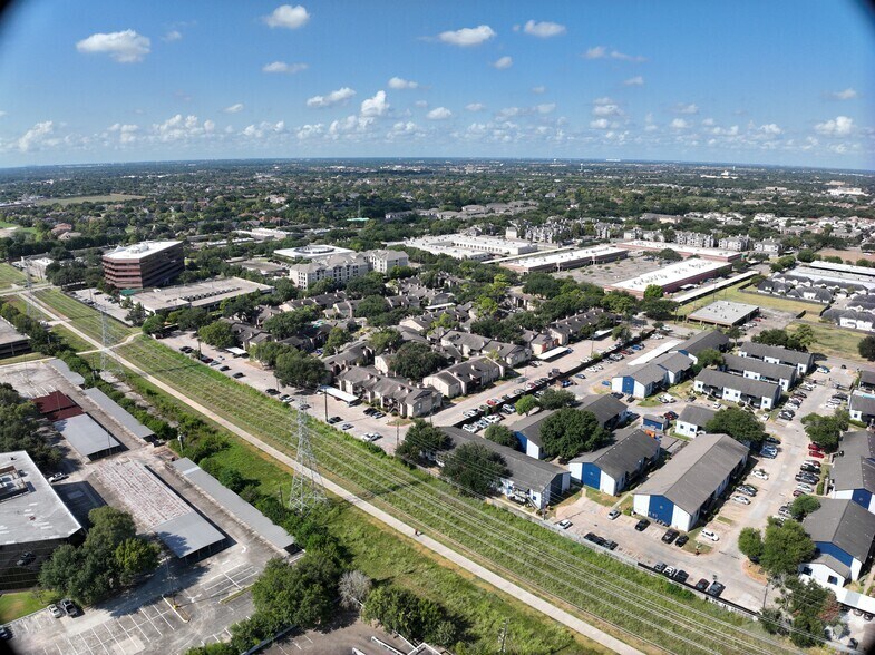 3131 Hayes Rd, Houston, TX à vendre – Image 2 sur 39