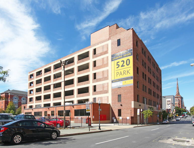 520 Park Ave, Baltimore, MD à louer - Photo de l’immeuble – Image 1 sur 70