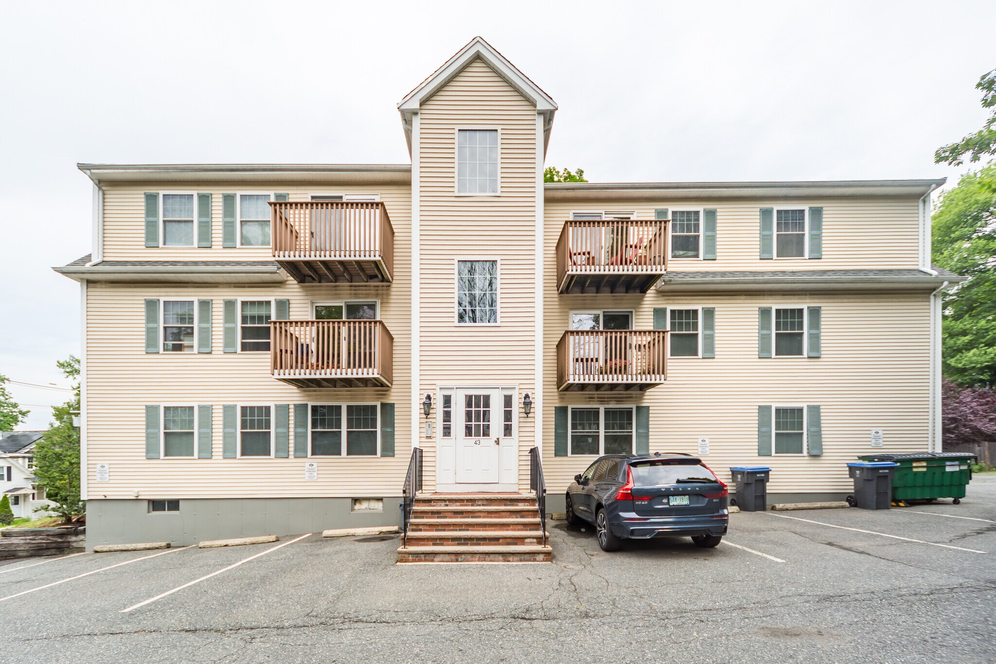43 N Main St, Natick, MA à vendre Photo principale– Image 1 sur 11