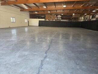 Plus de détails pour 7733 Lemona Ave, Van Nuys, CA - Industriel/Logistique à louer
