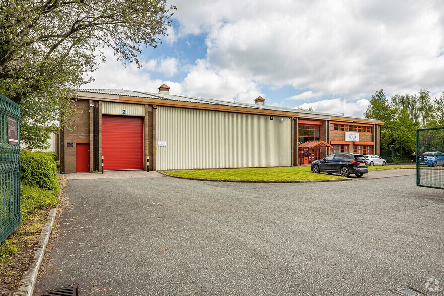 4 Fourmarts Rd, Wigan à louer - Photo de l’immeuble – Image 2 sur 2