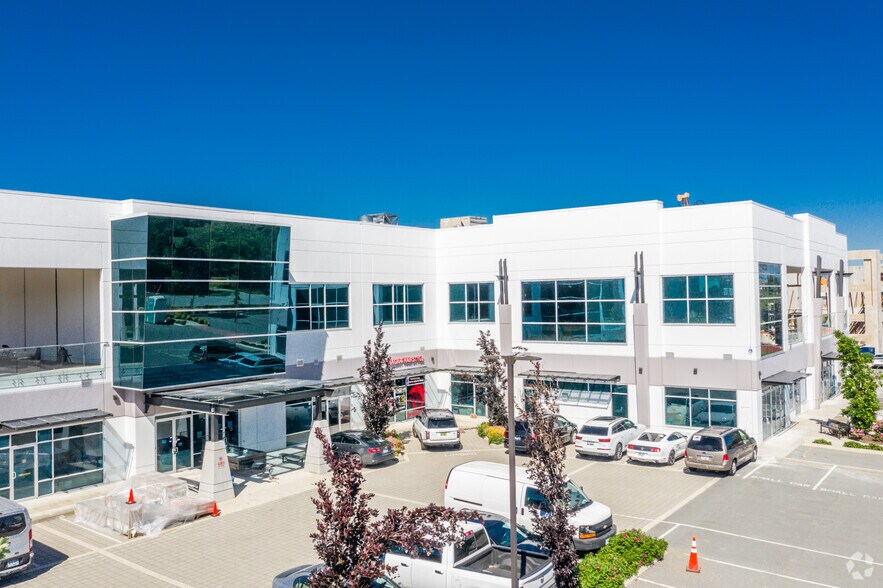 6638 152A St, Surrey, BC à vendre - Photo de l’immeuble – Image 3 sur 8